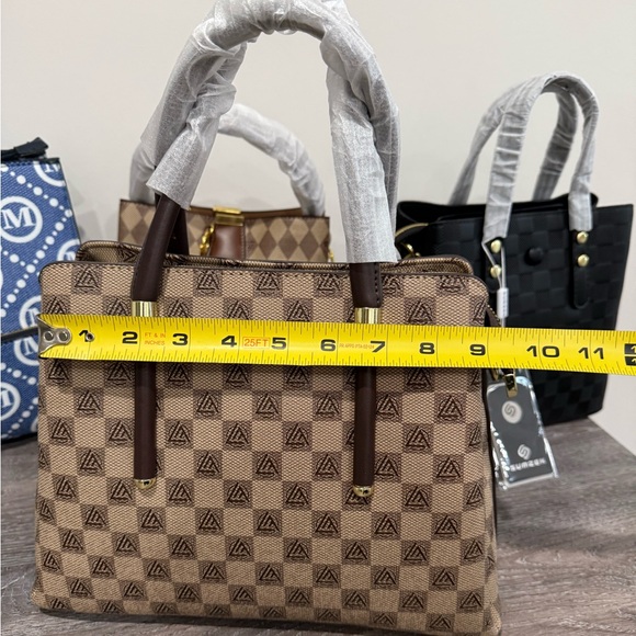 NWT Handbag - Picture 5 of 7